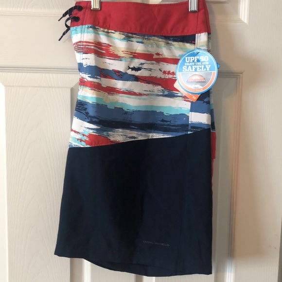 Brand new swim shorts - Picture 3 of 8